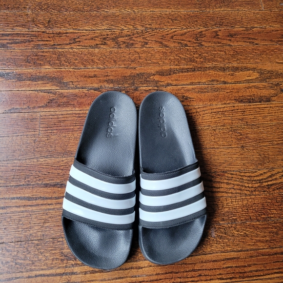 Adidas Womens COMFORT BLACK / CLOUD WHITE Size 6 - Picture 8 of 8